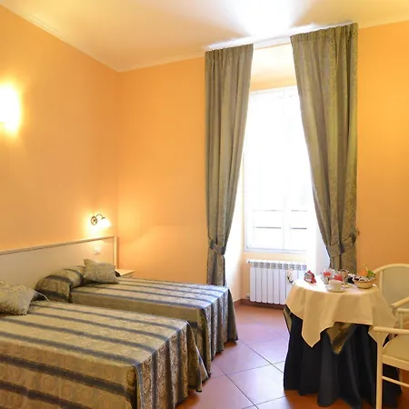 Vatican Town فندق مبيت وإفطار 4*