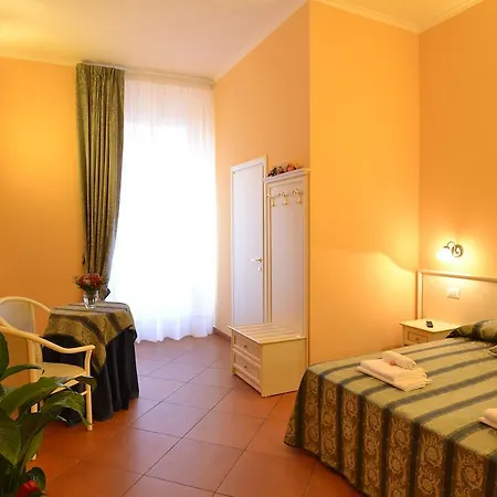 Vatican Town 4*