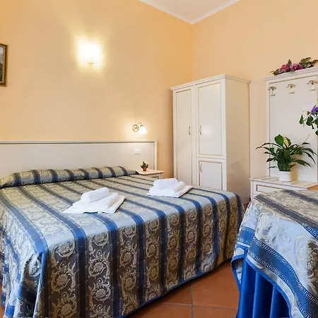 バチカン タウン 4* ローマ